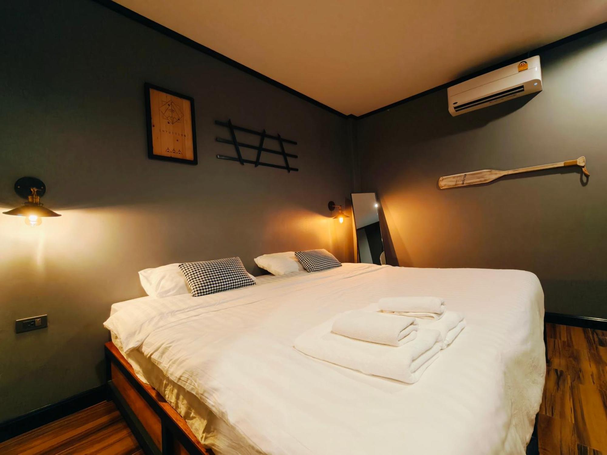 Lanta Chaolay Hostel Koh Lanta Exterior photo